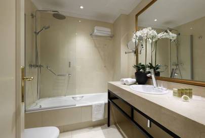 Habitación doble 2 camas del hotel Eurostars Casa De La Lírica. Foto 1