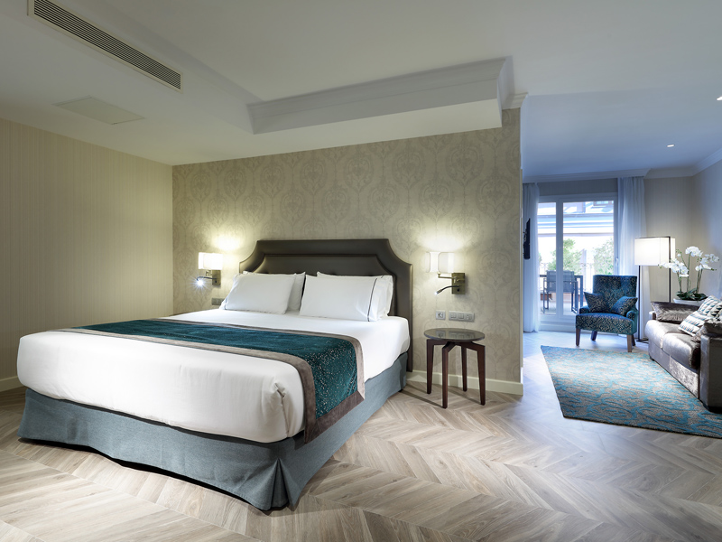 Habitación doble Lujo Balcón o Terraza del hotel Eurostars Casa De La Lírica