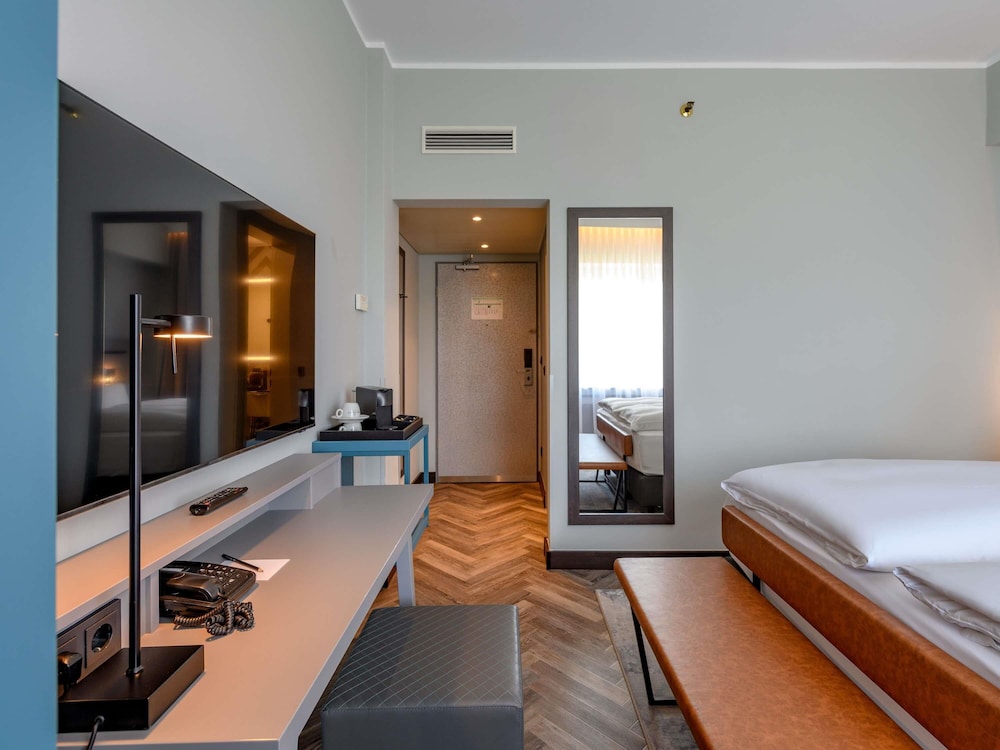 Habitación Comfort con 1 cama king del hotel Mercure Dortmund Centrum. Foto 1