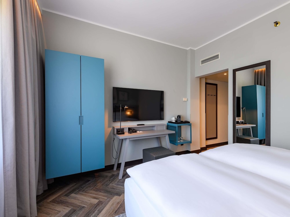 Habitación Comfort con 1 cama king del hotel Mercure Dortmund Centrum. Foto 5