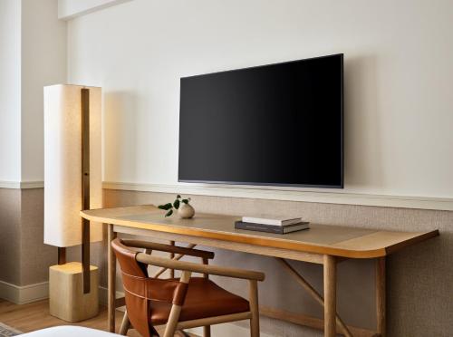 Premium King Room with Shower and Jetted Bath del hotel 70 Park Avenue