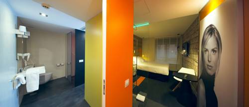 Habitación Deluxe Family del hotel Mirador De Chamartin. Foto 1