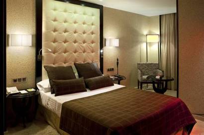 Habitación Doble Deluxe del hotel Mirador De Chamartin. Foto 1