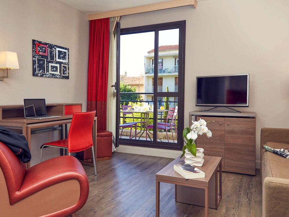 Apartamento Superior con balcón del hotel Adagio Aix En Provence Centre. Foto 5