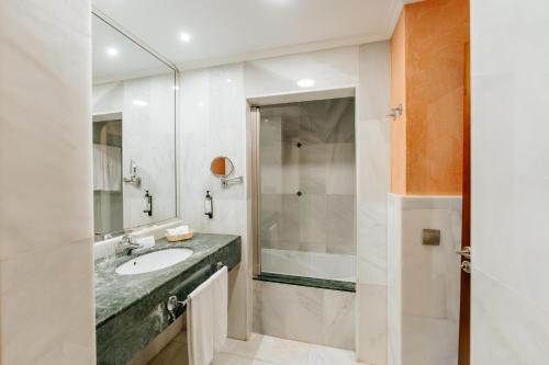 Habitación Doble con vistas al mar - 2 camas del hotel R2 Rio Calma Spa and Conferencce. Foto 3