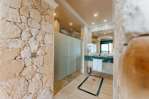 Suite del hotel R2 Rio Calma Spa and Conferencce. Foto 7