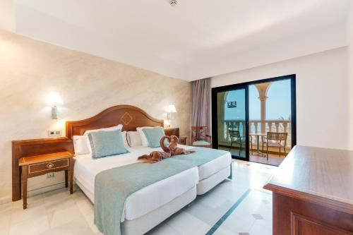 Habitación Doble con vistas al mar - 2 camas del hotel R2 Rio Calma Spa and Conferencce. Foto 1