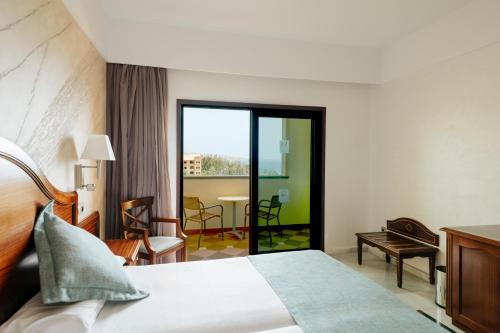 Habitación Doble con vistas al mar - 2 camas del hotel R2 Rio Calma Spa and Conferencce. Foto 9