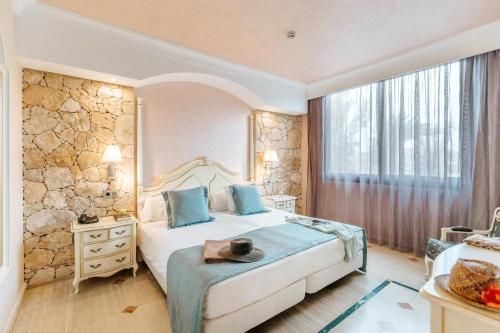 Suite del hotel R2 Rio Calma Spa and Conferencce. Foto 8