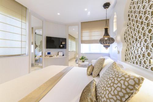 Habitación doble Lujo Superior Con Vistas del hotel Saray. Foto 4
