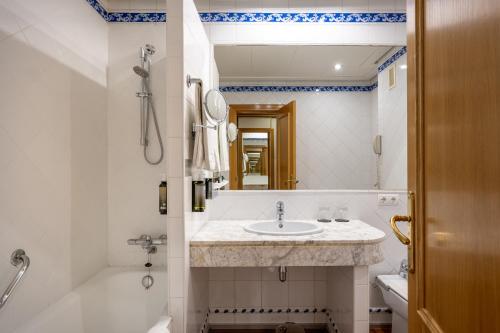 Habitación Quíntuple del hotel Saray. Foto 2