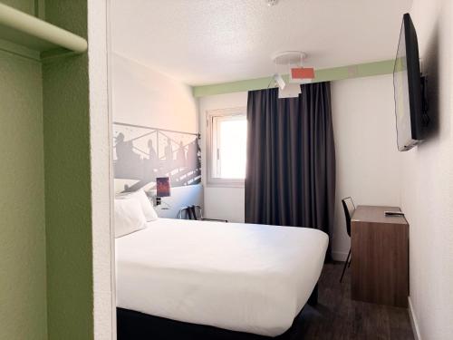 Habitación Doble Estándar del hotel Ibis Styles Paris Tolbiac Biblioteque. Foto 13