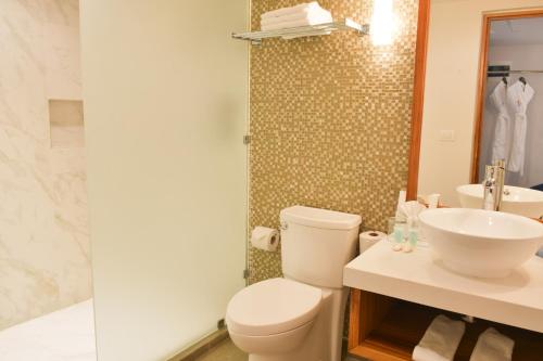 Habitación Familiar Superior Eco del hotel Sandos Caracol Nature Resort and Water Park All Inclusive. Foto 3