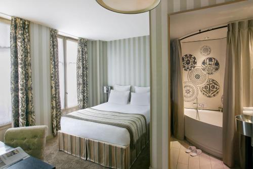 Habitación Doble Discovery del hotel Le Bellechasse Saint Germain. Foto 2