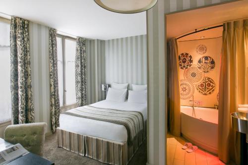 Habitación Doble original del hotel Le Bellechasse Saint Germain. Foto 4