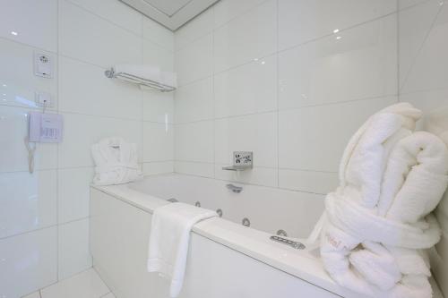 Suite Casablanca del hotel Nelva. Foto 10