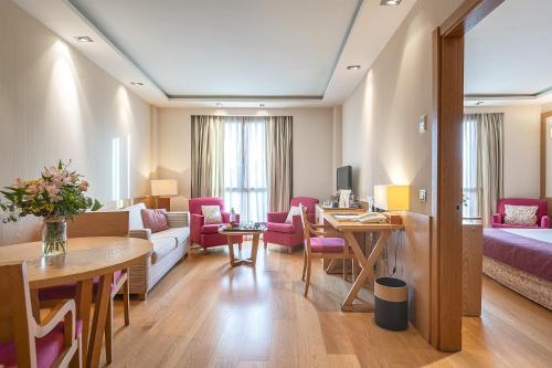 Suite Junior del hotel Nelva. Foto 3