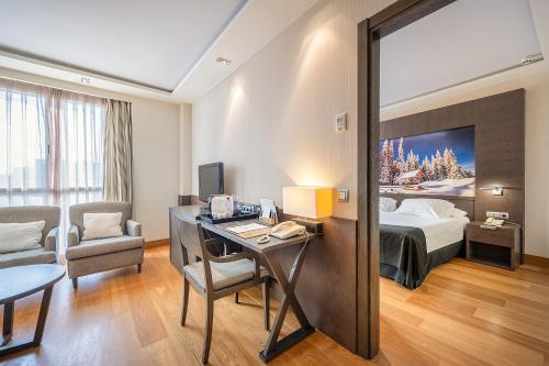 Suite Junior del hotel Nelva. Foto 9