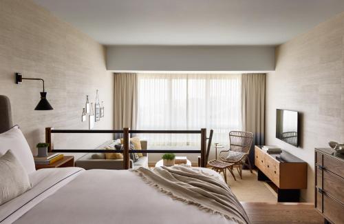 Suite Junior con vistas al mar del hotel Gurney's Montauk Resort & Seawater Spa