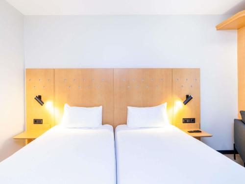Habitación Doble Estándar - 2 camas del hotel Ibis Alcalá De Henares La Garena. Foto 7