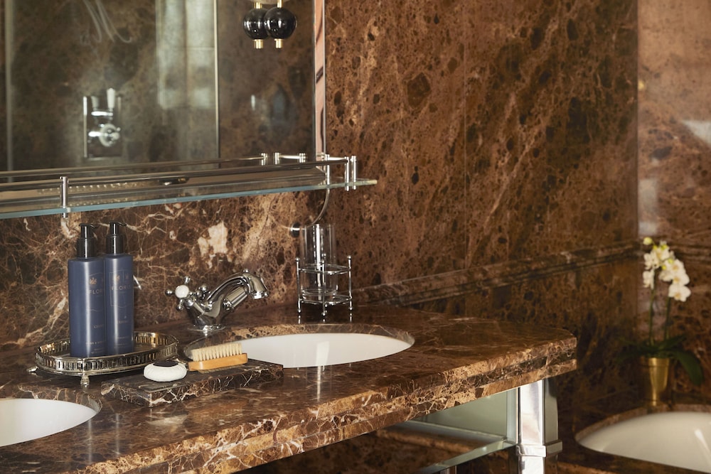 Suite Master) del hotel The Milestone. Foto 14