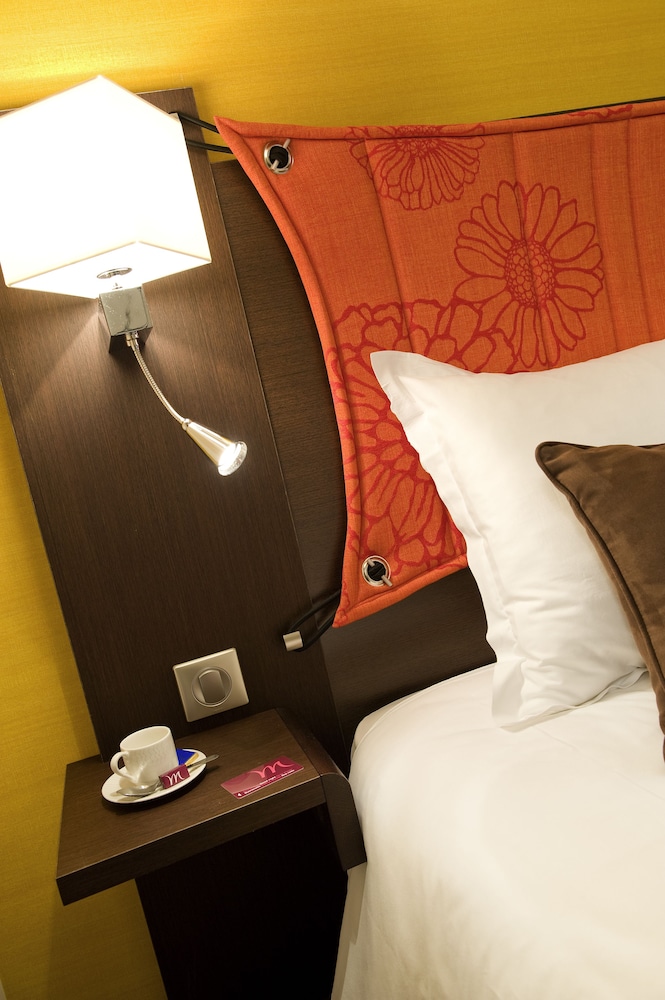 Habitación Clásica con 1 cama doble del hotel Mercure Paris Porte De Pantin. Foto 1
