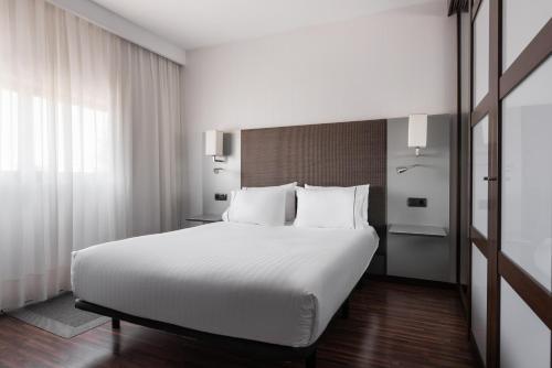 Habitación Doble - 1 o 2 camas del hotel Exe Zizur Pamplona. Foto 6