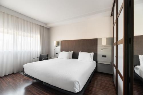Habitación Doble - 1 o 2 camas del hotel Exe Zizur Pamplona. Foto 7