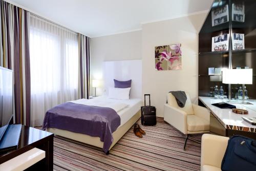 Habitación Individual Estándar del hotel Mercure Wiesbaden City. Foto 7