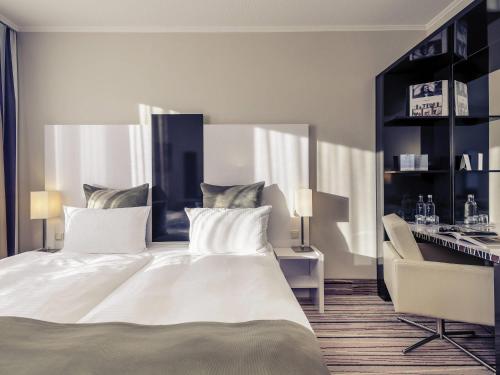 Habitación Estándar - Cama extragrande del hotel Mercure Wiesbaden City. Foto 4