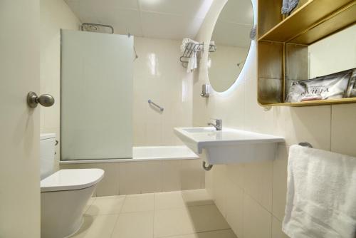 Habitación Doble Estándar del hotel Luze El Villa. Foto 8