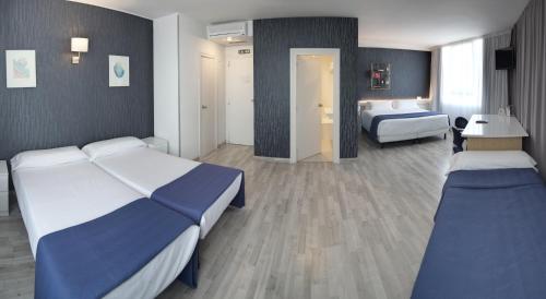 Habitación Familiar Superior del hotel Luze El Villa. Foto 3