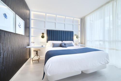 Habitación Doble Deluxe con terraza del hotel Luze El Villa