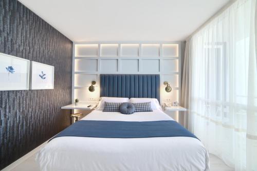 Habitación Doble Deluxe con terraza del hotel Luze El Villa. Foto 15