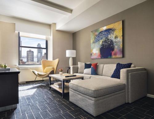 Suite Deluxe de 1 dormitorio del hotel The Shelburne Sonesta New York. Foto 4