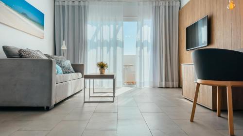 Habitación Deluxe del hotel Labranda Corralejo Village. Foto 3