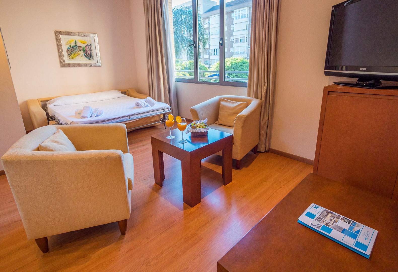 Junior suite del hotel Dwo Valencia. Foto 1