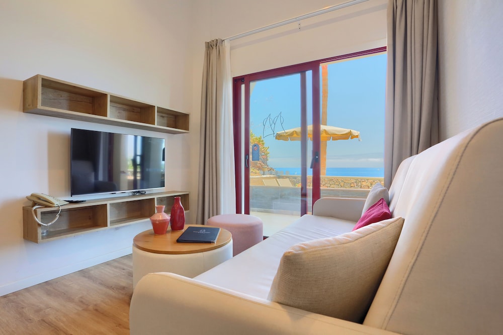 Apartamento, 2 habitaciones, terraza, vistas al mar del hotel Atalaya De Jandía By LIVVO