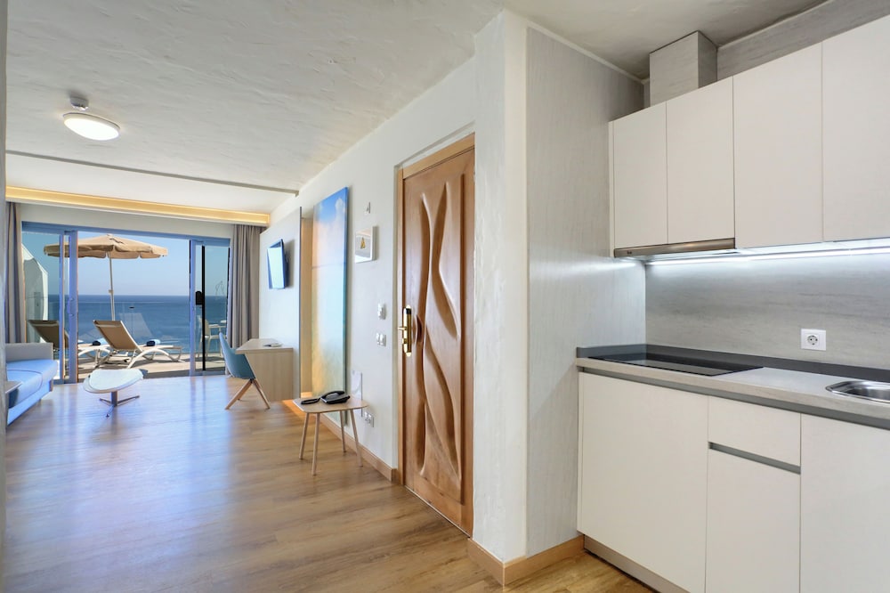 Apartamento Premium, vistas al mar del hotel Garden & Sea Boutique Lodging by LIVVO. Foto 3