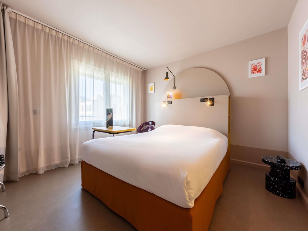 Habitación Estándar con 1 cama doble del hotel Ibis Styles Marseille Centre Prado Castellane. Foto 7