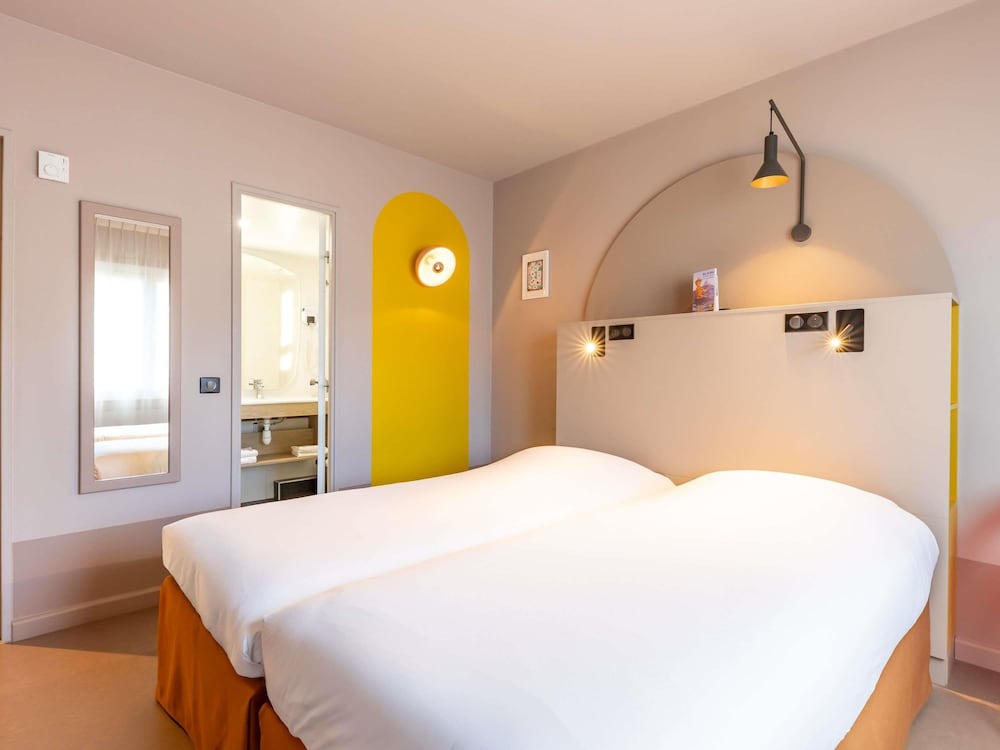 Habitación estándar con dos camas individuales del hotel Ibis Styles Marseille Centre Prado Castellane