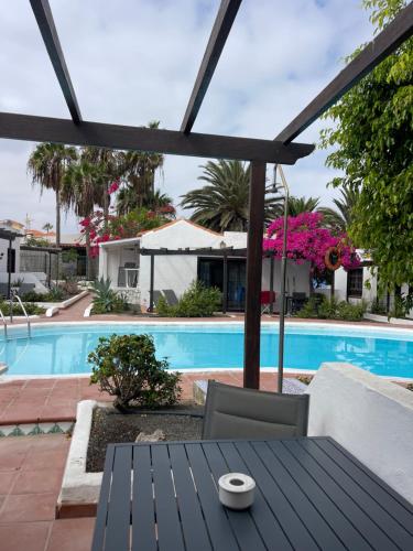 Apartamento Vista Jardín 1 habitación Sofá Cama incluido 1 Cama doble del hotel La Concha del Mar. Foto 5