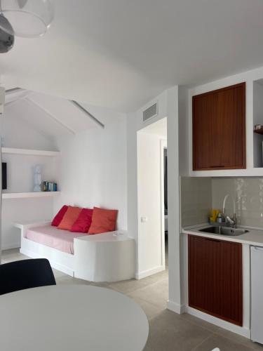 Apartamento Vista Jardín 1 habitación Sofá Cama incluido 1 Cama doble del hotel La Concha del Mar. Foto 8