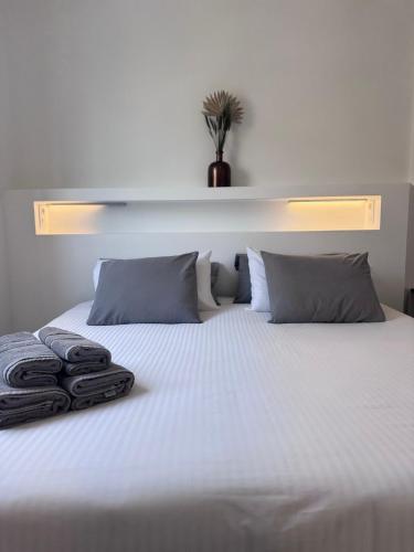 Apartamento Sofá Cama incluido 1 Cama doble kitchenette del hotel La Concha del Mar. Foto 12
