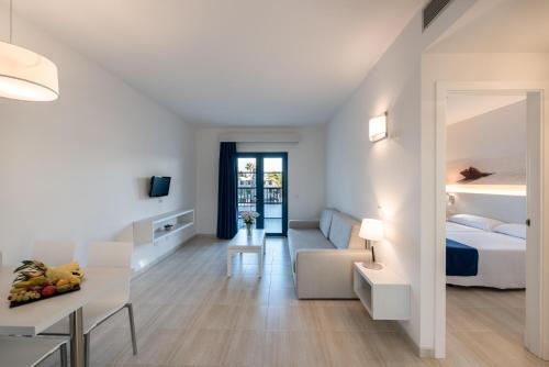 Alojamiento Game Football Elite Academy (2 adultos + 1 niño) del hotel Thb Tropical Island