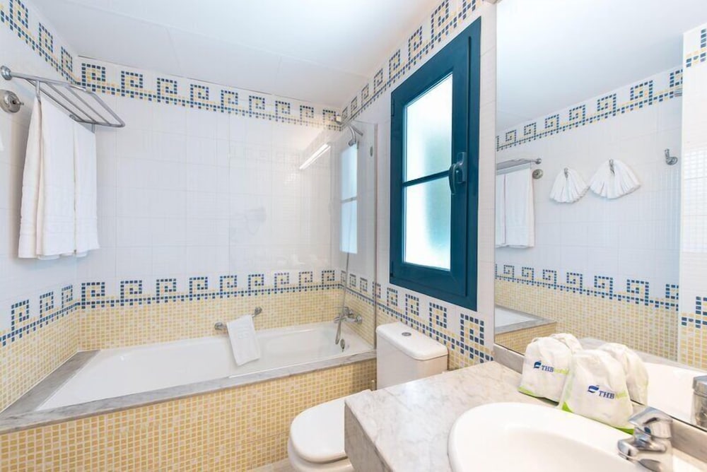 Apartamento Premium, vistas a la piscina del hotel Thb Tropical Island. Foto 5