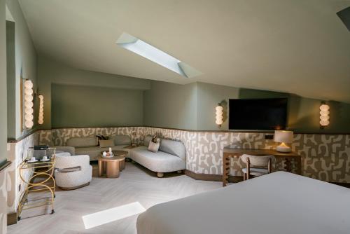 Suite Junior del hotel Vincci Soho. Foto 9