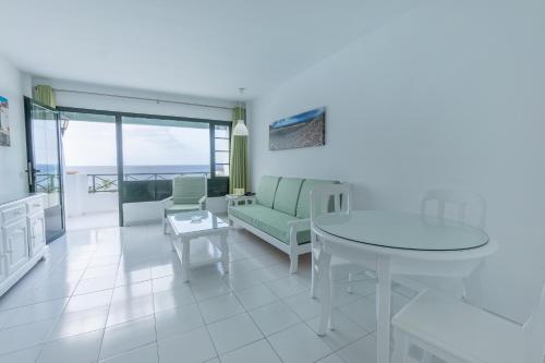 Apartamento de 1 dormitorio con vistas del hotel La Moraña. Foto 12