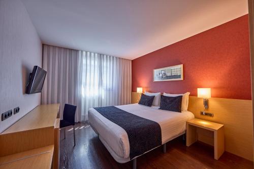 Habitación Cuádruple del hotel Civis Luz Castellón. Foto 3