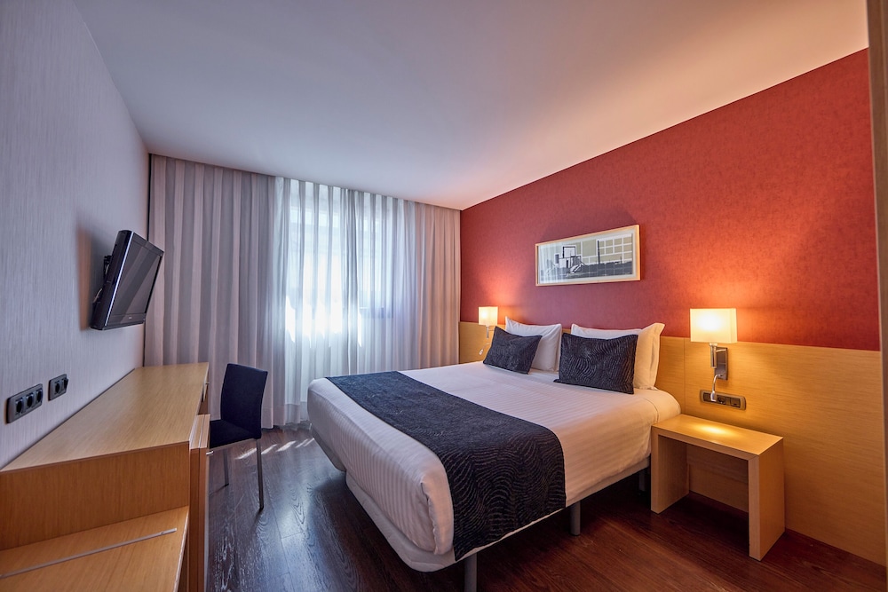 HABITACIÓN FAMILIAR O CUÁDRUPLE del hotel Civis Luz Castellón. Foto 5